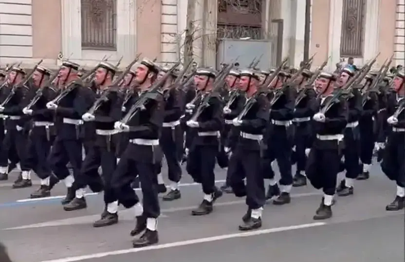 EAAΣ για συνθήματα 25ης Μαρτίου: Φέρνουμε ως παράδειγμα τον Αρχιστράτηγο Γεώργιο Καραϊσκάκη και τη γλώσσα που χρησιμοποιούσε