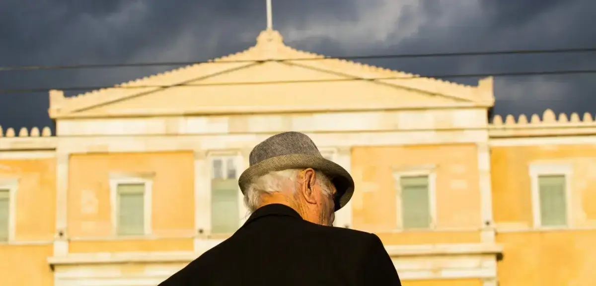 Συντάξεις μετά το Πάσχα: Η κανονικότητα του στερεότυπου της αγοράς