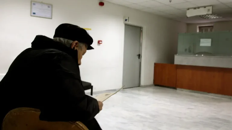 Δικαίωση συνταξιούχου για τις περικοπές σε σύνταξη & επιδόματα εορτών – αδείας