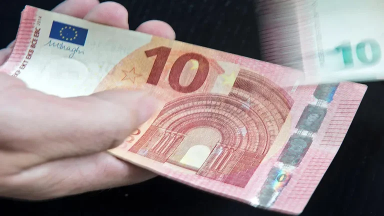 Ένα δεκάρικο η αύξηση για τους έχοντες προσωπική διαφορά