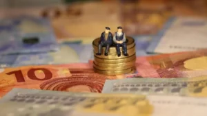 Συντάξεις: 1.200€ «όφελος» για λίγους–Νέα ψηφιακά ενημερωτικά από 10/9–Τι παίζει με τα αναδρομικά–Τι «ψήνεται» με την ΕΑΣ