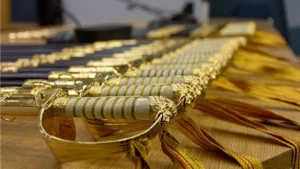 ΕΑΑΝ: Επίδοση 198 ξιφών σε δικαιούχους απόστρατους Αξιωματικούς Ειδικοτήτων ΠΝ