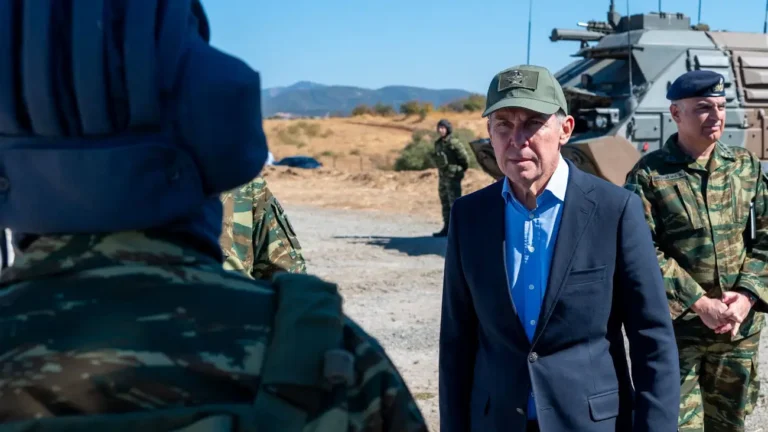 Δαβάκης: Η εκλογή Προέδρου-Αντιπροέδρου ΕΑΑΣ στο βαθμό Αντγου ή Υπτγου δικαιολογείται λόγω αναβάθμισης-προβολής των Ενώσεων